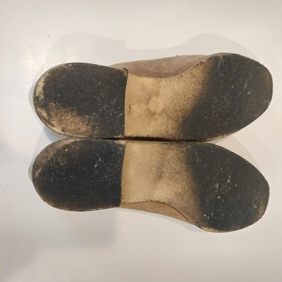 Escada Shoes Womens 8.5 Beige Tan Velvet Loafers Flats Moccasin Logo Rubber Sole - Picture 10 of 10